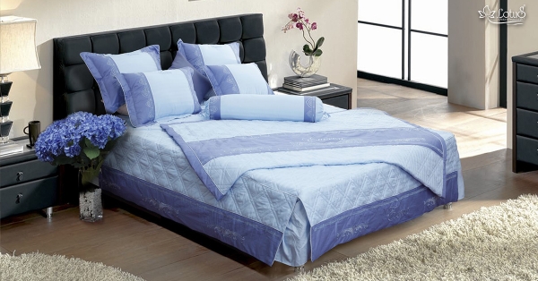 CÙNG SEN TRẮNG LỰA CHỌN MÀU SẮC CHO CHĂN GA GỐI ĐỆM KHÁCH SẠN